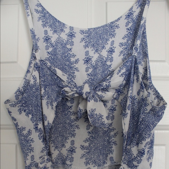 Open Back Romper - Picture 4 of 4